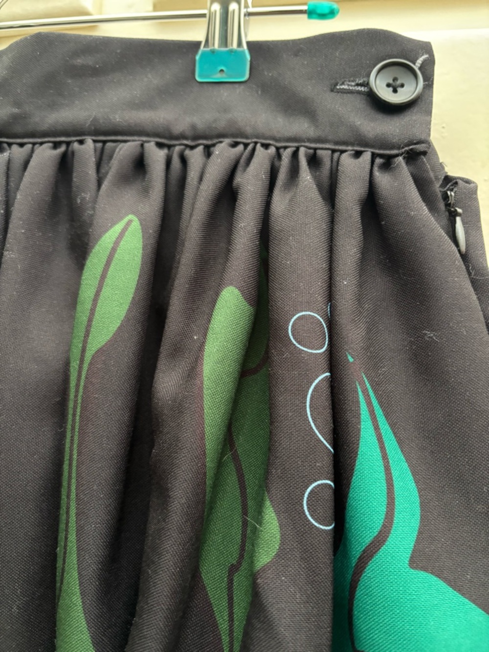 The Oblong Box Shop: Whimsical Puffer Fish Print Skirt in Black & Green - Picture 3 of 10